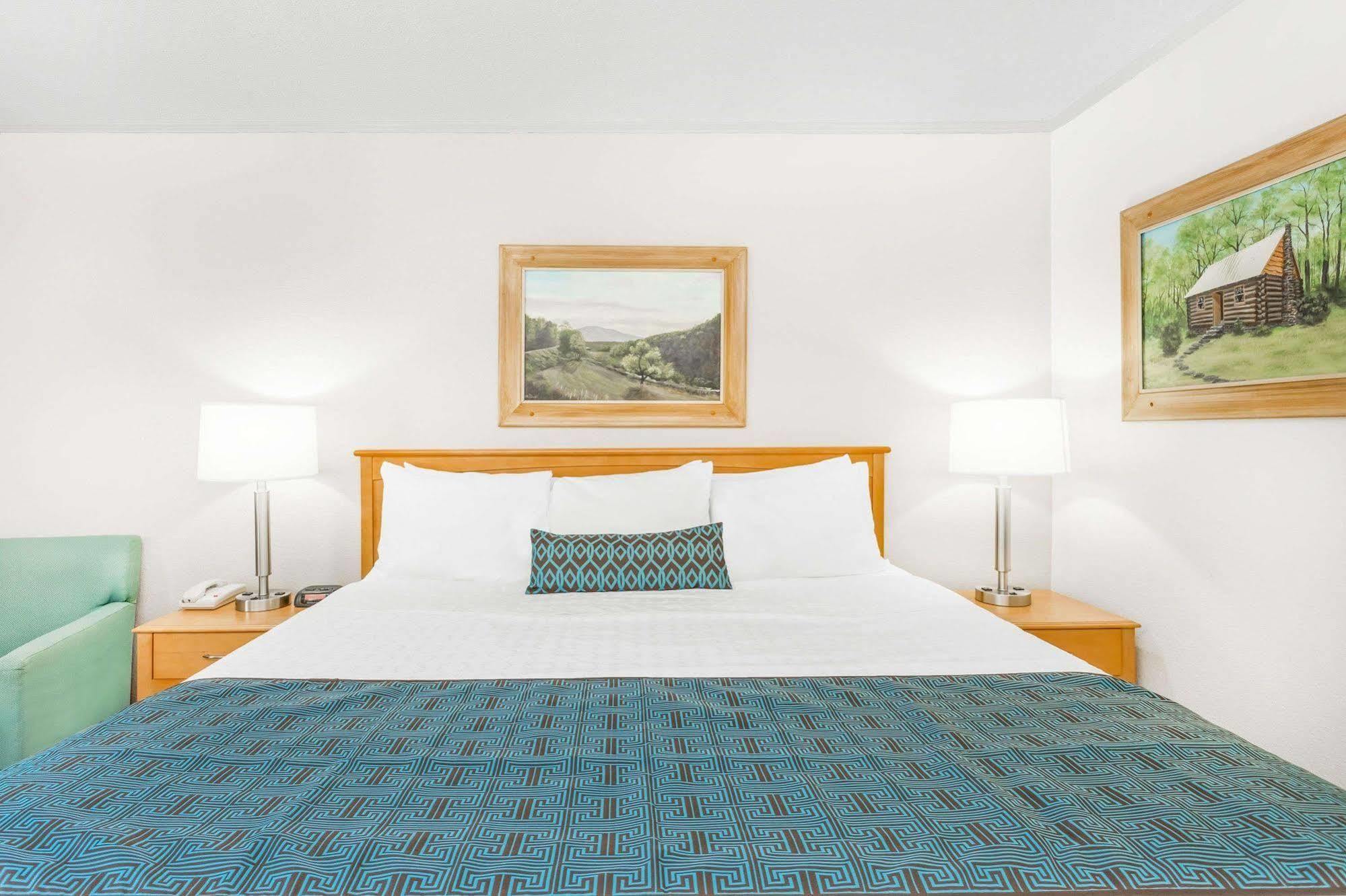 Days Inn By Wyndham Jefferson Dış mekan fotoğraf